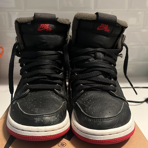 Nike Air Jordan Zoom Air Black/University Red-White in size 6.5 women - Picture 3 of 11